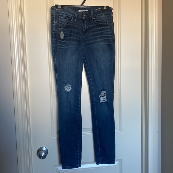 GUESS Mid-rise Curvy skinny Jeans - Picture 2 of 5